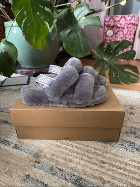 UGG Women’s Gray Oh Yeah Slipper Slides